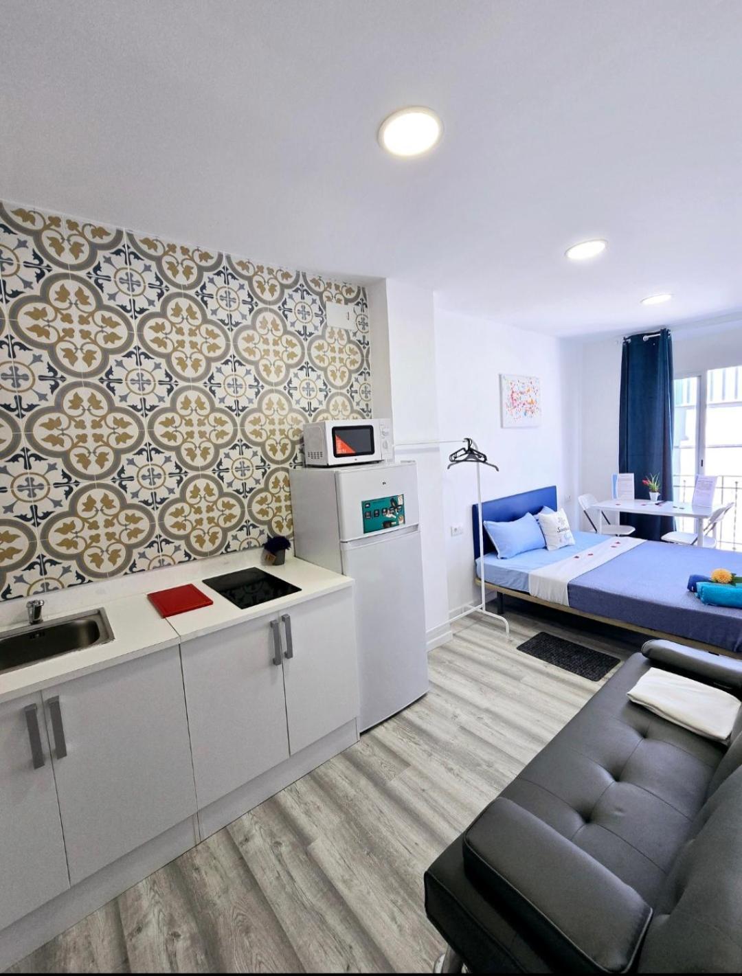 Apartamento Metro Manises Y Aeropuerto Exterior photo