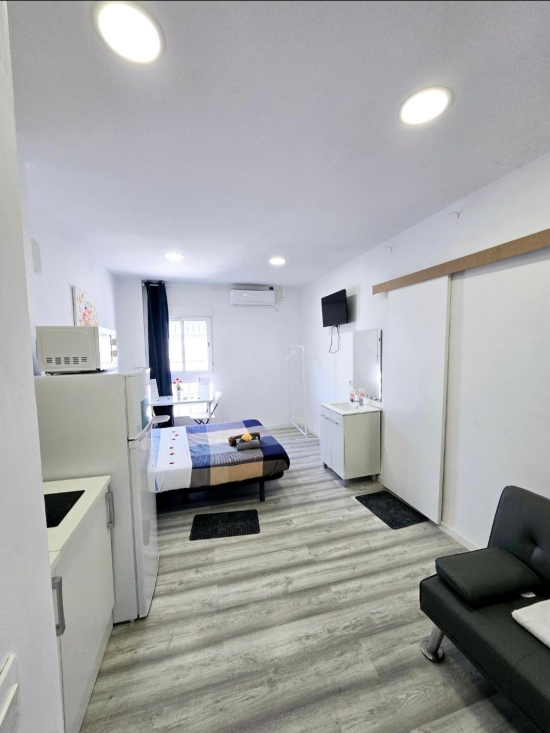 Apartamento Metro Manises Y Aeropuerto Exterior photo